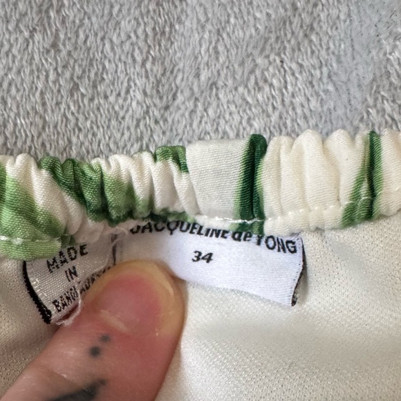 Tropical Leaf Print Off-Shoulder Bandeau Top - Picture 6 of 9